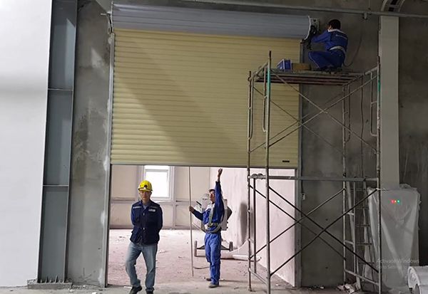báo giá lắp đặt cửa cuốn austdoor